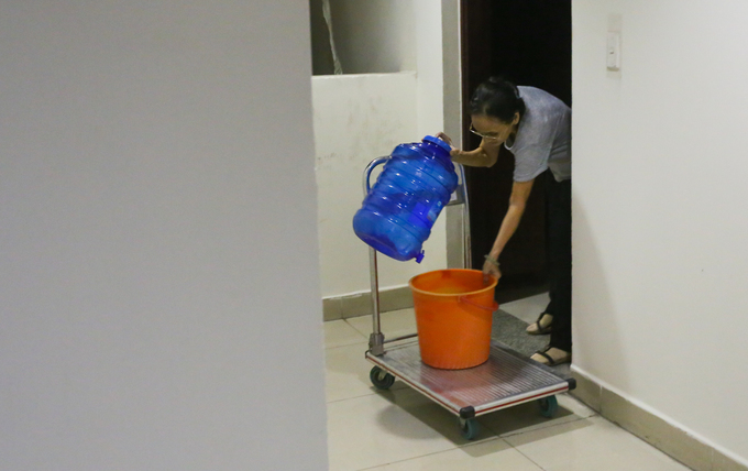 Cuộc sống không điện nước của cư dân Carina